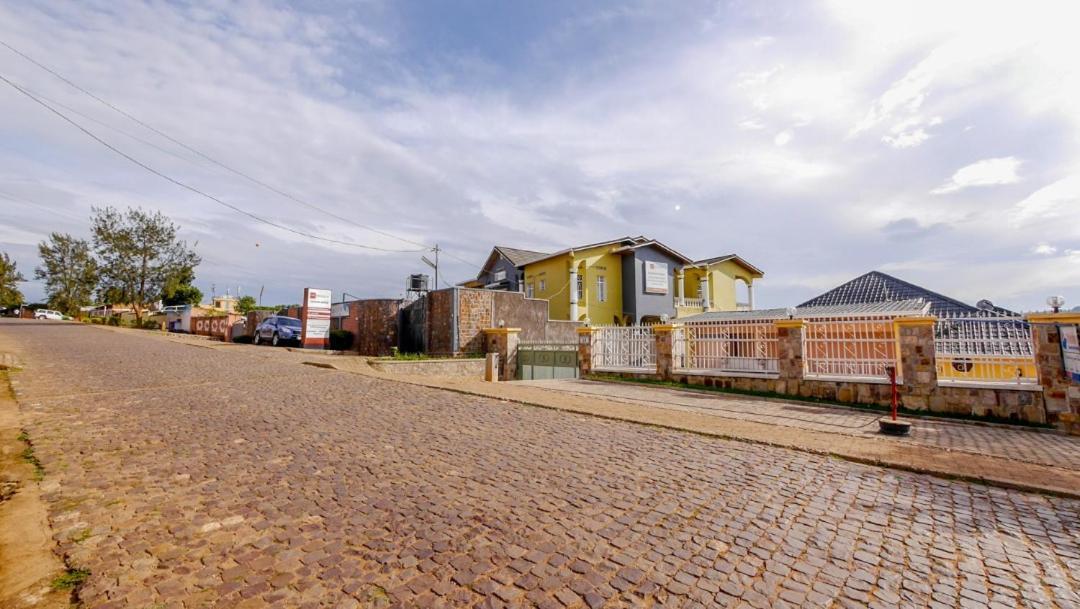 Da Vinci House Bed & Breakfast Kigali Exterior photo