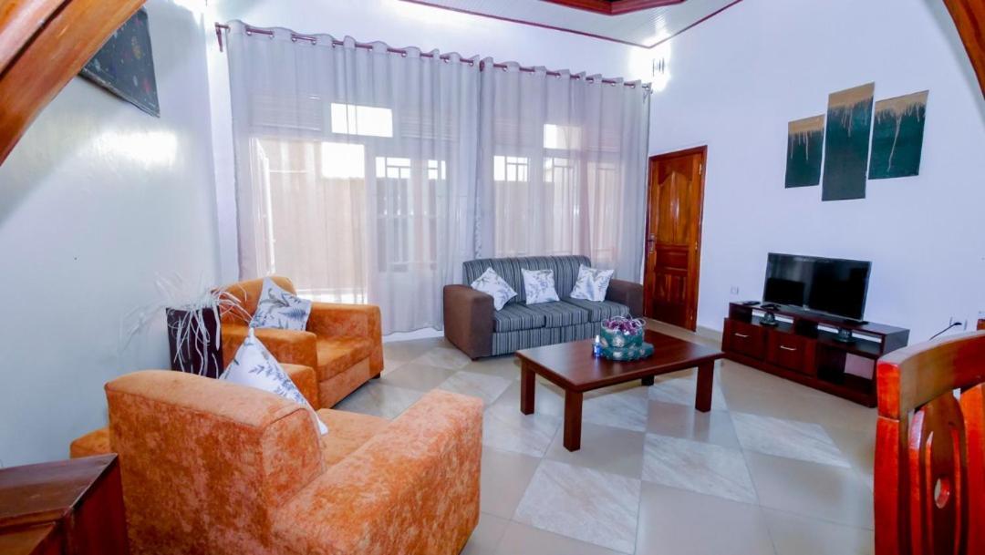 Da Vinci House Bed & Breakfast Kigali Exterior photo